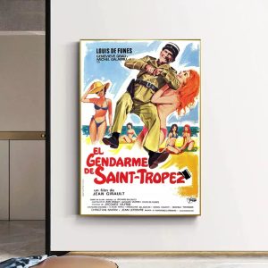 displays the gendarme of saint tropez
