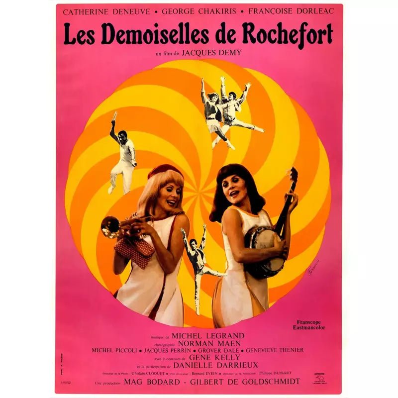 displays the demoiselles de rochefort displays the demoiselles de rochefort