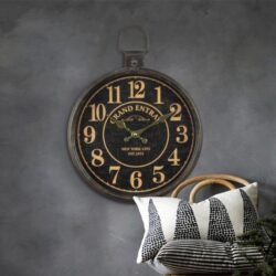 vintage metal clock 1